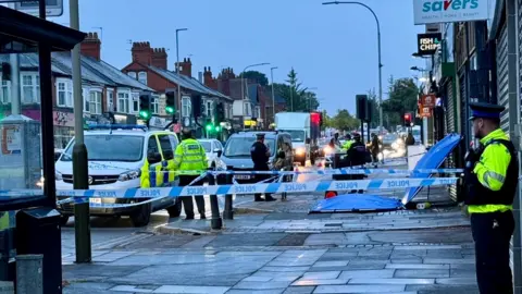 Leicester Media Online Police cordon on Narborough Road