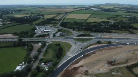 Overnight A30 road closures to cause disruption in Cornwall