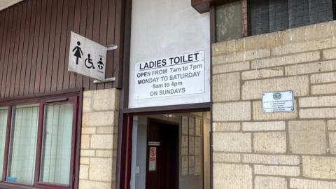 Toilets at Yeovil Bus Station seen from the outside