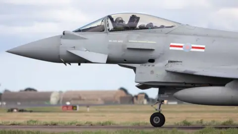 Getty/NurPhoto A RAF plane