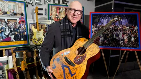 PA Mark Knopfler
