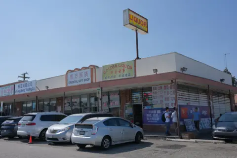 Fatman Ding Plaza em Monterey Park, Califórnia