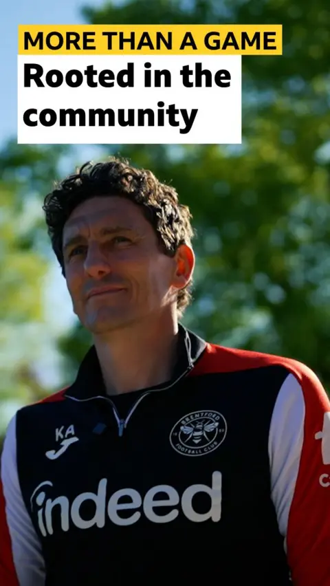Brentford boss Keith Andrews in the sunshine 