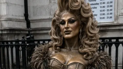 A bronze statue of The Vivienne