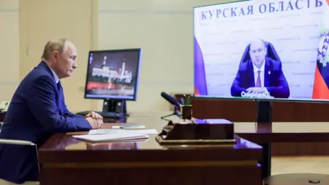 Russian EPA President Vladimir Putin held a video conference meeting with Kursk Region Acting Governor Alexei Smirnov on 08 August.