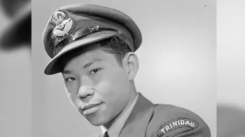 Commonwealth War Graves Commission Flying Officer Urlic Leslie Look Yan
