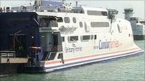 Condor Ferry Crash Captain 'off Active Duty' - BBC News