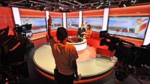 BBC Breakfast makes Salford move - BBC News