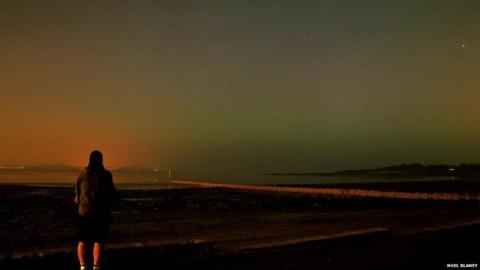 Aurora Borealis: Northern Lights over Northern Ireland - BBC News