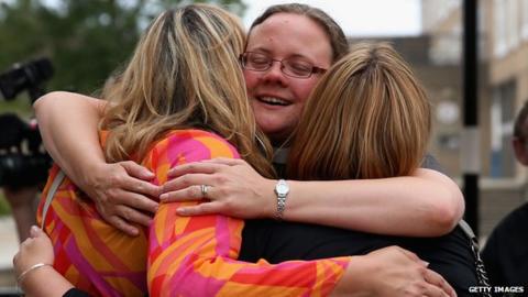 First female Church of England bishop 'expected next year' - BBC News