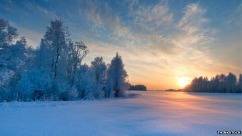 Why the NHS is facing a tricky winter - BBC News