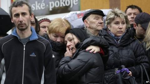 Czech shooting: Hundreds mourn Uhersky Brod victims - BBC News