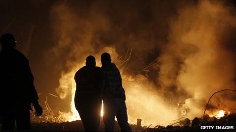 Gaza attacks divide media - BBC News