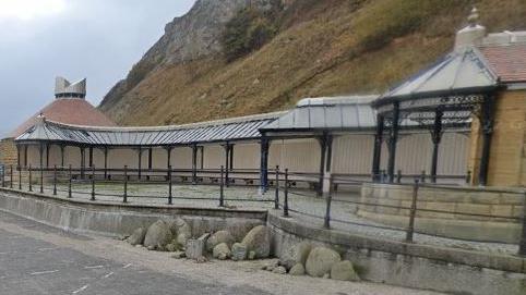 Existing shelter on Marine Drive