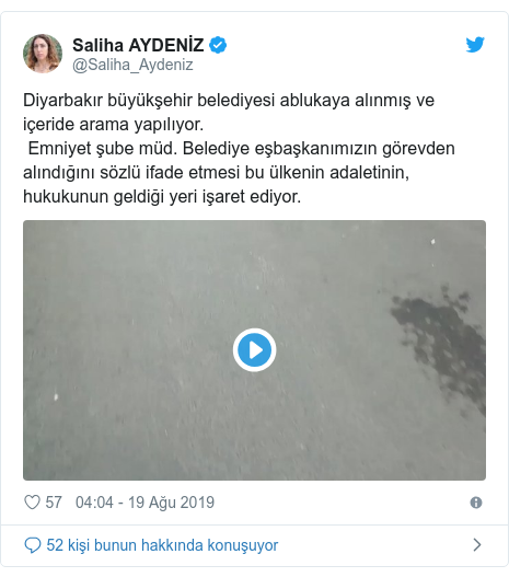 @Saliha_Aydeniz tarafından yapılan Twitter paylaşımı: Diyarbakır büyükşehir belediyesi ablukaya alınmış ve içeride arama yapılıyor. Emniyet şube müd. Belediye eşbaşkanımızın görevden alındığını sözlü ifade etmesi bu ülkenin adaletinin, hukukunun geldiği yeri işaret ediyor. 