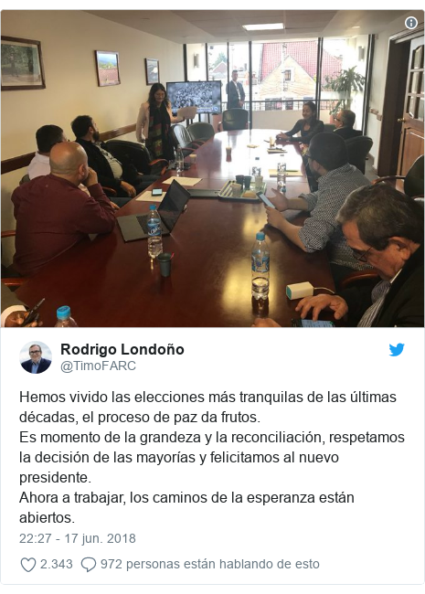 Publicación de Twitter por @TimoFARC: Hemos vivido las elecciones más tranquilas de las últimas décadas, el proceso de paz da frutos. Es momento de la grandeza y la reconciliación, respetamos la decisión de las mayorías y felicitamos al nuevo presidente.Ahora a trabajar, los caminos de la esperanza están abiertos. 