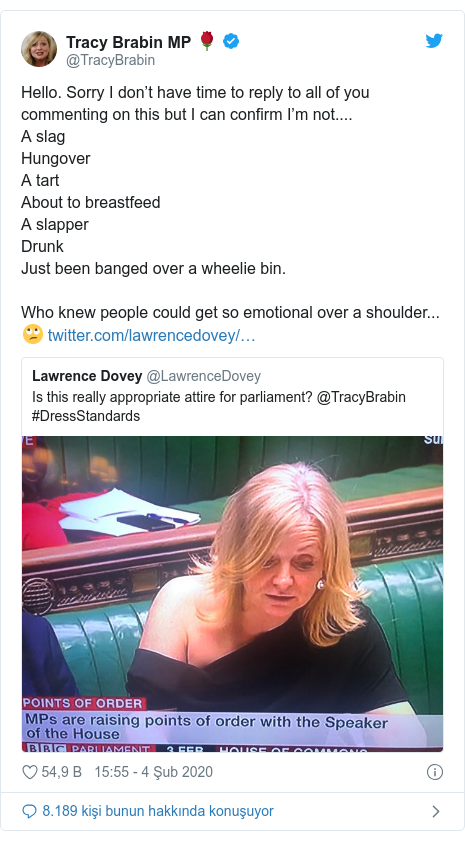 @TracyBrabin tarafından yapılan Twitter paylaşımı: Hello. Sorry I don’t have time to reply to all of you commenting on this but I can confirm I’m not....A slagHungoverA tartAbout to breastfeedA slapper DrunkJust been banged over a wheelie bin.Who knew people could get so emotional over a shoulder... 🙄 