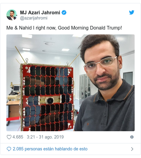 Publicación de Twitter por @azarijahromi: Me & Nahid I right now, Good Morning Donald Trump! 