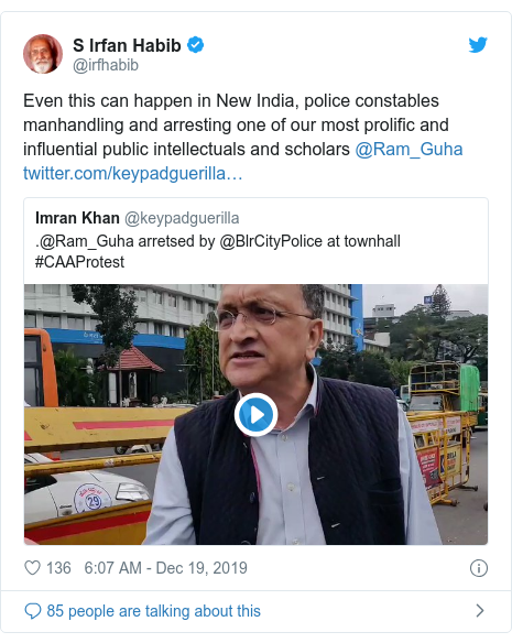 Twitter post by @irfhabib: Even this can happen in New India, police constables manhandling and arresting one of our most prolific and influential public intellectuals and scholars @Ram_Guha 