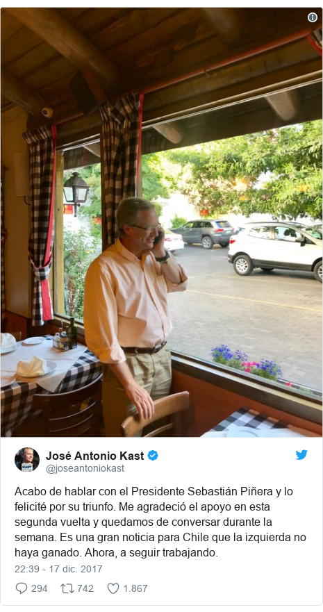 Publicación de Twitter por @joseantoniokast: Acabo de hablar con el Presidente Sebastián Piñera y lo felicité por su triunfo. Me agradeció el apoyo en esta segunda vuelta y quedamos de conversar durante la semana. Es una gran noticia para Chile que la izquierda no haya ganado. Ahora, a seguir trabajando. 