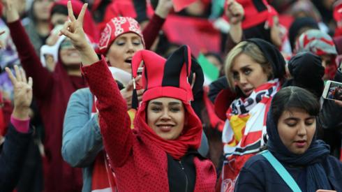 Women at AFC Champions League final in Tehran (10/11/18)