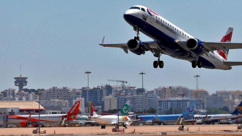 BA flight leaves Faro