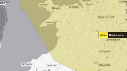 Map o Gymru a chysgod melyn dros y gogledd a'r canolbarth