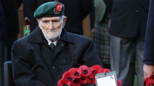 Veteran at Remembrance service in Fort William