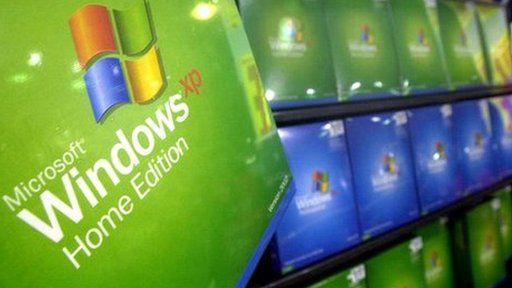 Windows XP on shop shelves