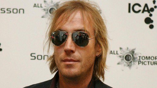 Rhys Ifans plays Dylan Thomas in new film Dominion - BBC News