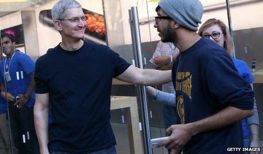 Tim Cook at Apple Store