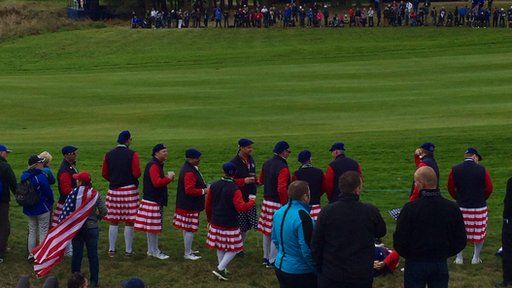 Mae'r Americanwyr yn llawn hiwmor er gwaetha'r siom!