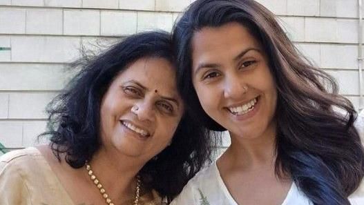 Bharti Gajjar (left) and Chandni Mistry (right) 