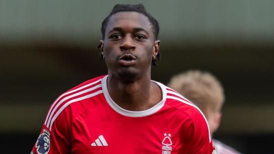 Nottingham Forest striker Esapa Osong signs for Rotherham United - BBC Sport