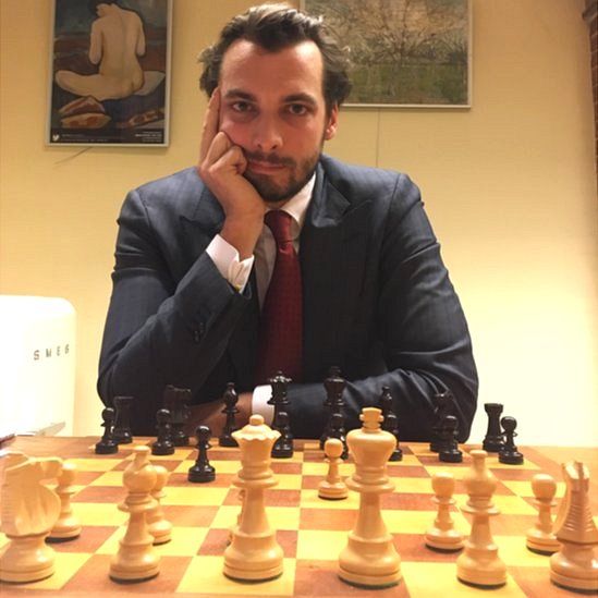 Thierry Baudet posed behind a chessboard for this BBC interview