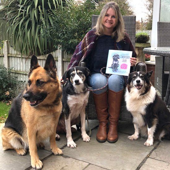 Gayle Simmonds with dogs Ava, Bailey and Coco