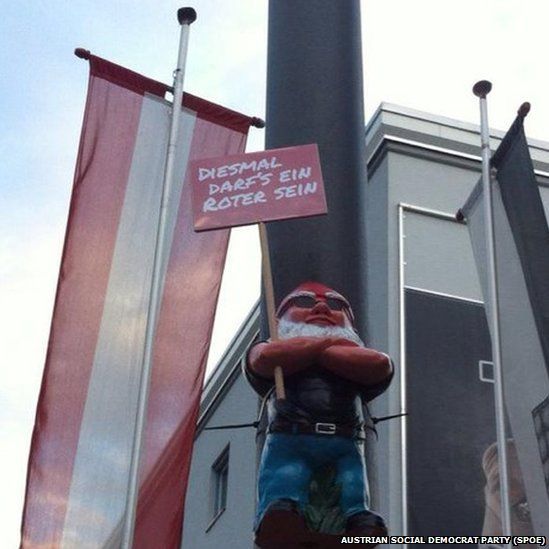 "Coolman" gnome used by Austria's left wing Social Democrat Party is tied to a lamppost (August 2014)