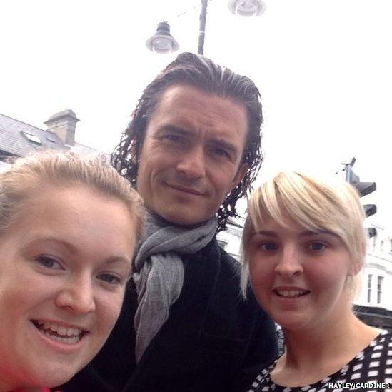 Orlando Bloom poses for selfies locals in Donaghadee