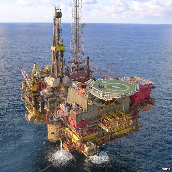 Gearing up for the big lift in the North Sea - BBC News