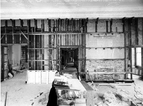 The east wall of the State Dining Room of the White House, showing design on upper wall dating from 1902.