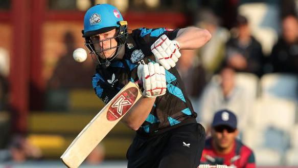 Matthew Waite batting for Worcestershire