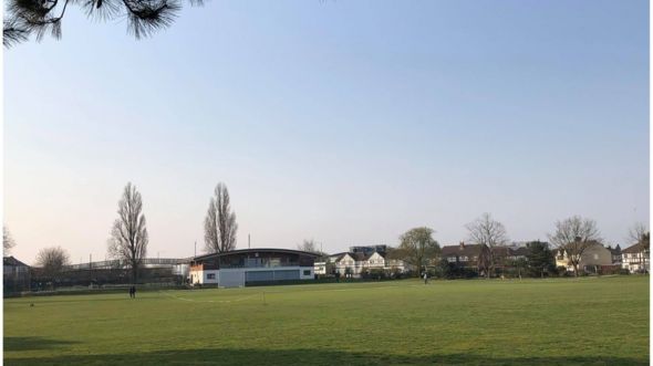Sân cricket địa phương, có từ thế kỷ thứ 18