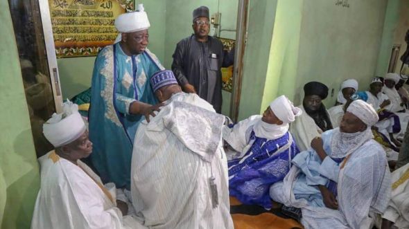 An nada saraki sarautar Wazirin Ilori