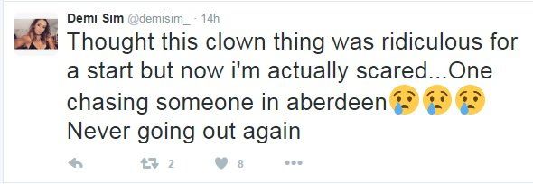 Demi Sim twitter comment on clowns