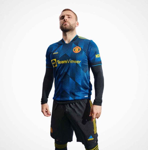 Chirurgie Rusteloosheid Pastoor Manchester United: New third kit for 2021-22 - BBC Sport