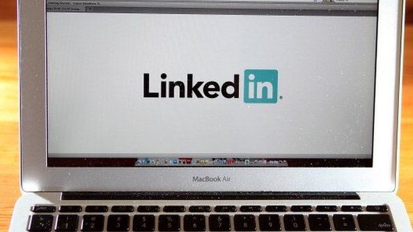 LinkedIn site on a Mac laptop
