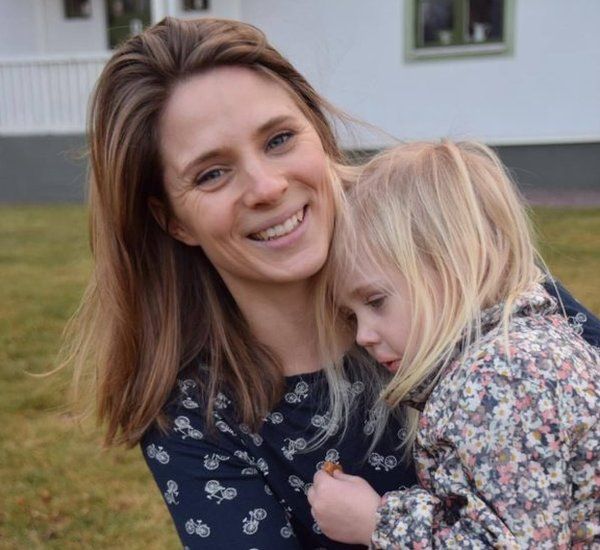 Anna Larsson and her daughter