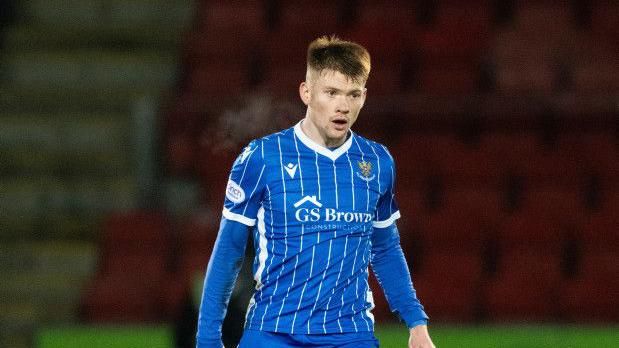 Robinson returns to St Johnstone on loan from Wigan - BBC Sport