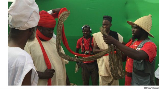 Juyin Sarauta: Fim kan gudunmawar matan Sarki - BBC News Hausa