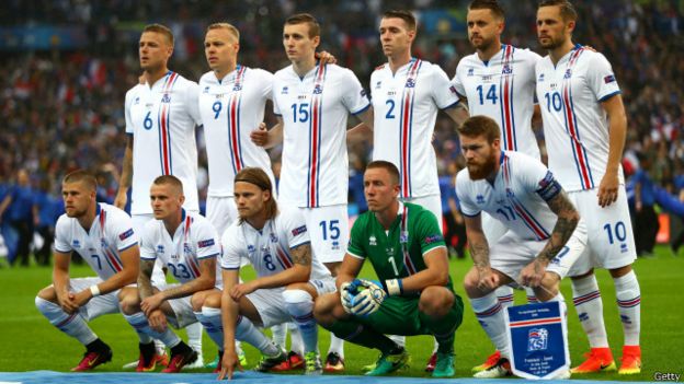 Walau tersingkir, timnas Islandia disambut seperti pahlawan - BBC News